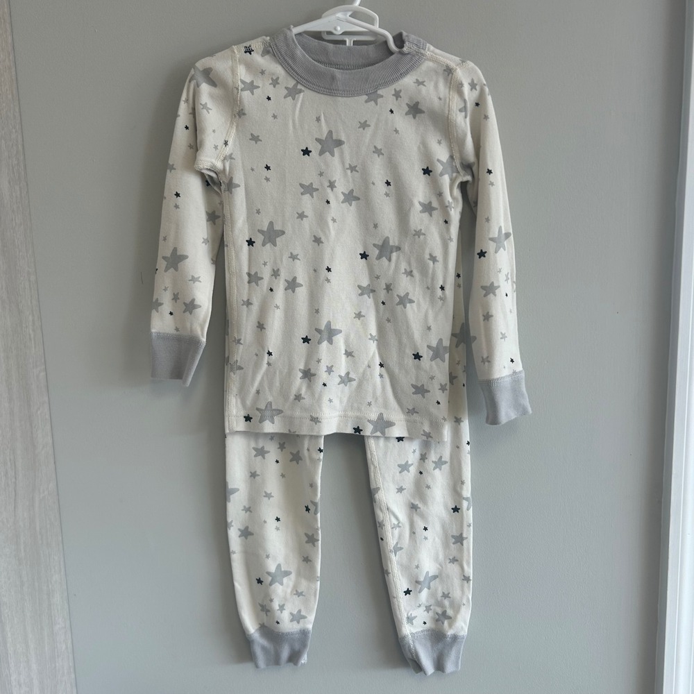 Moon and Back by Hanna Andersson Kids Pajamas Star Print Size US 4/100cm‎